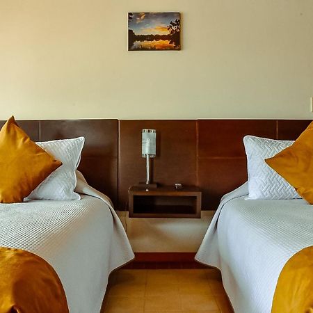 Hotel Villa Vianney Paipa Exterior photo