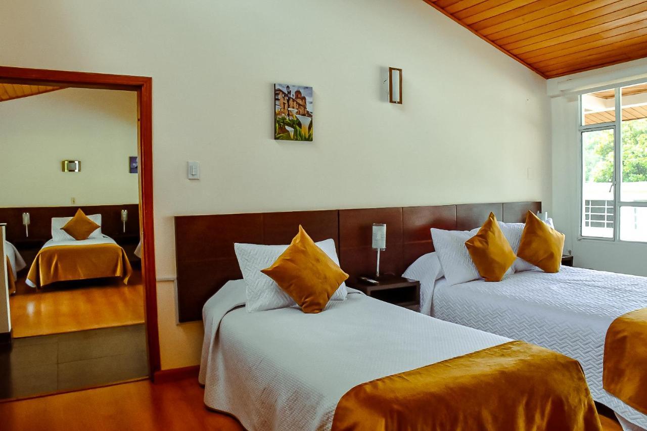 Hotel Villa Vianney Paipa Exterior photo